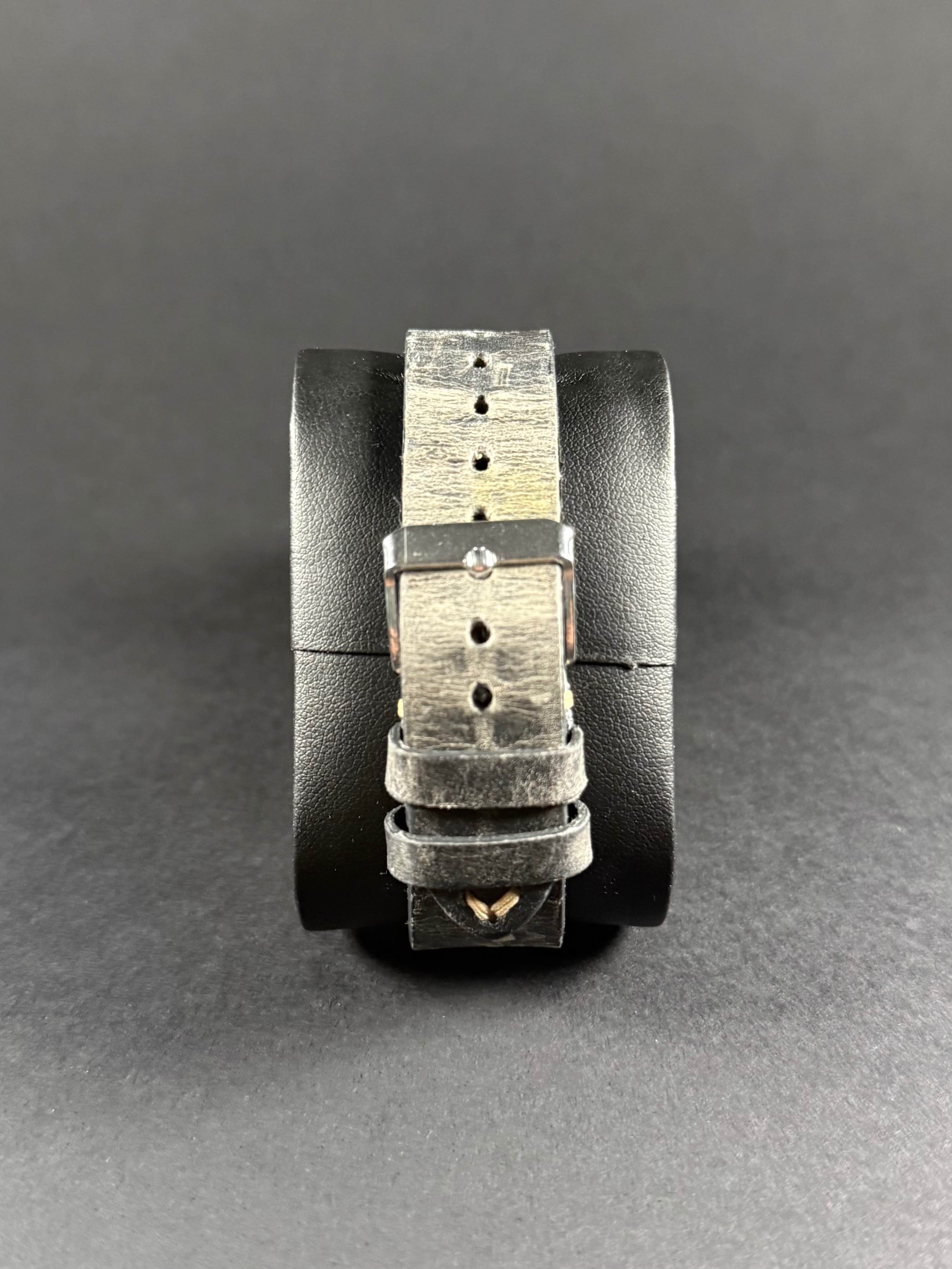 Squale Corallo vista trasera, tapa sólida de acero inoxidable